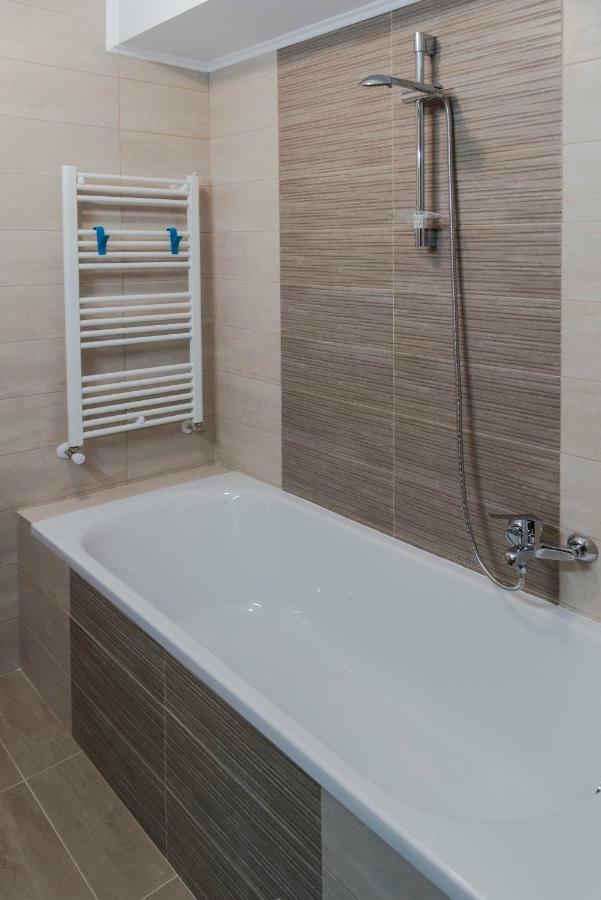 Friendly Rentals Brasov Exterior photo